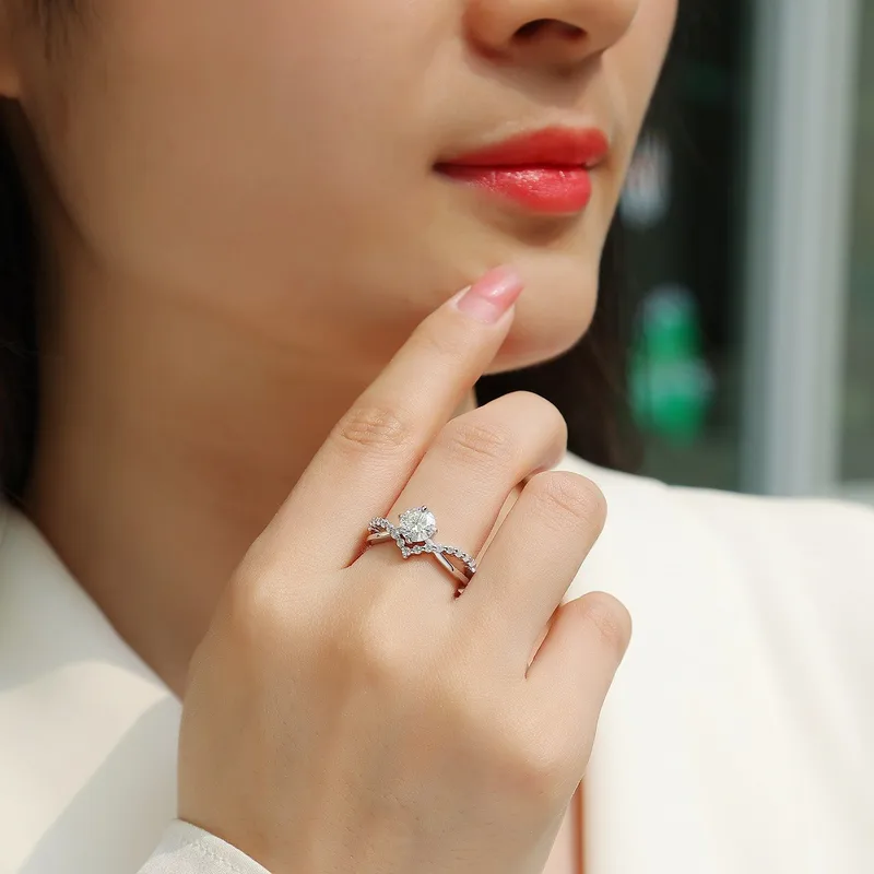 Luxe in Silver (Moissanite Collection)