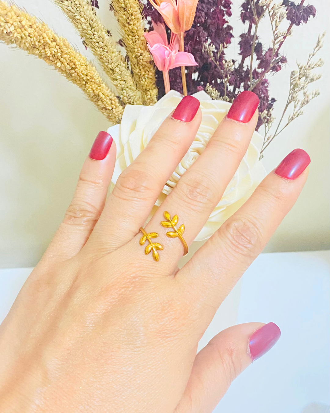 Minimalist Olive Leaf Adjustable Ring - 18K Gold Plated 316L Stainless Steel