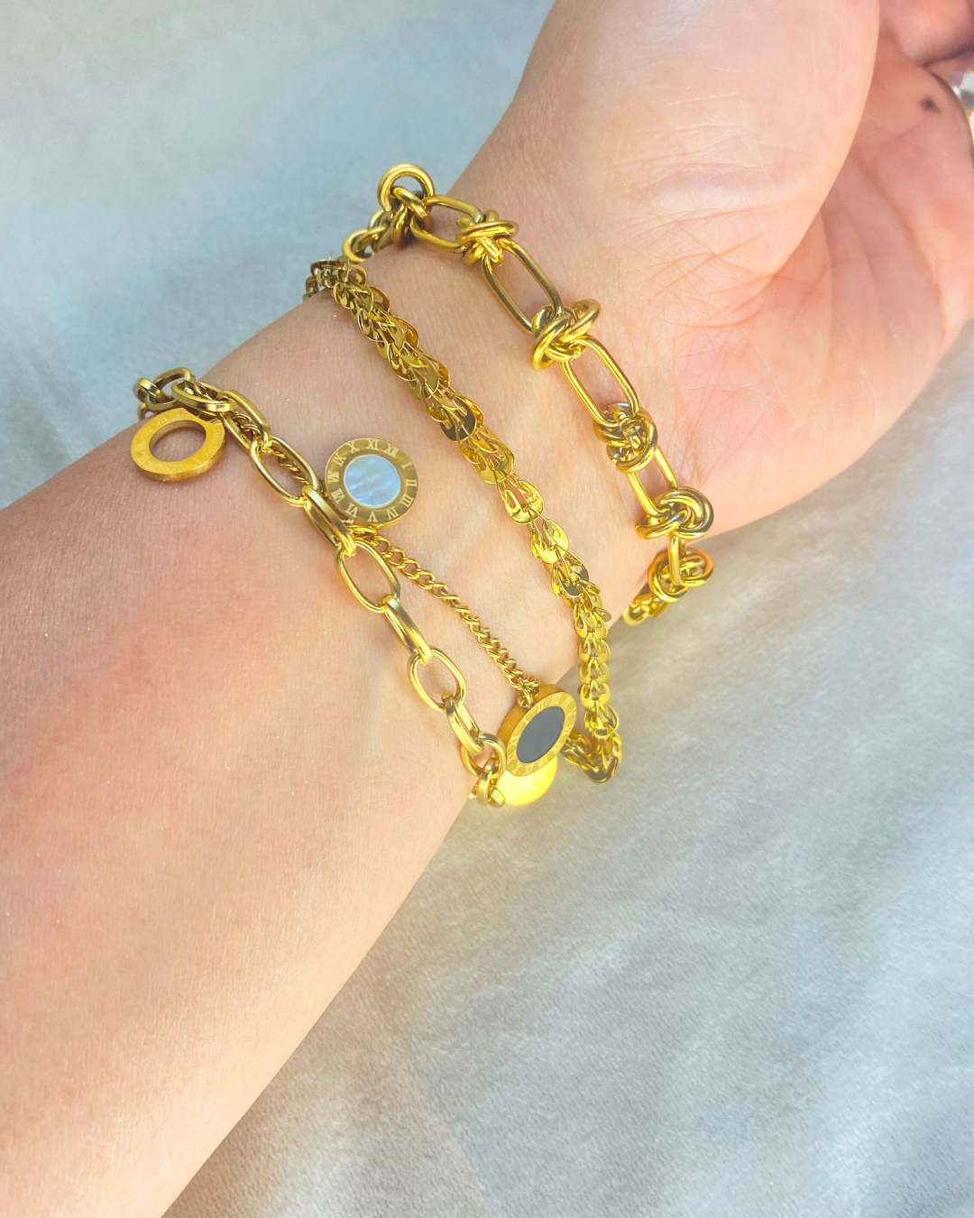 Bulgari-Inspired Pearl Inlay Charm Paperclip Chain Bracelet - 18K Gold Plated Titanium Steel