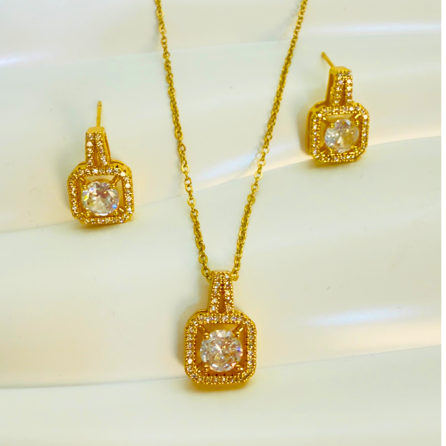 Luminous Square Zircon Jewelry Set β 18K Gold Plated 304 Stainless Steel