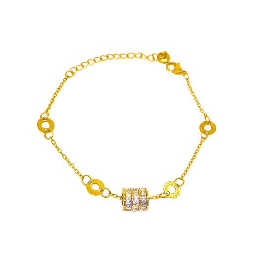 Elegant Zero Zircon Inlay Charm Bracelet - 18K Gold Plated Titanium Steel